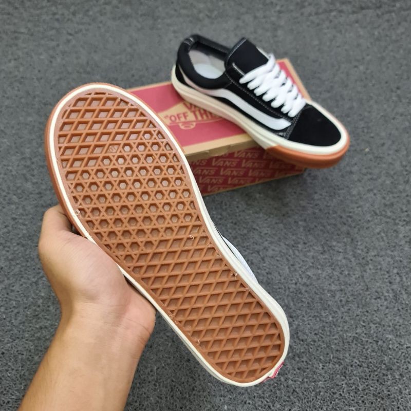 OBRAL SEPATU SNEAKERS VAULT OG OLD SKOOL BEMPER GUM BLACK WHITE GRADE ORIGINAL 36-43 SEPATU HITAM GEM-3