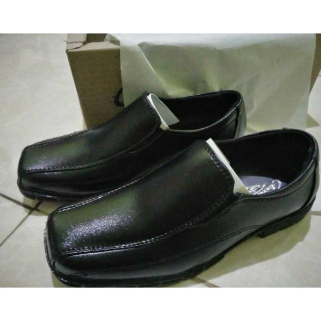 Sepatu Pantofel Anak Cowok Laki-laki SD TK Ukuran 34 35 36 37 Kado Sekolah Acara Pesta natal Kerja