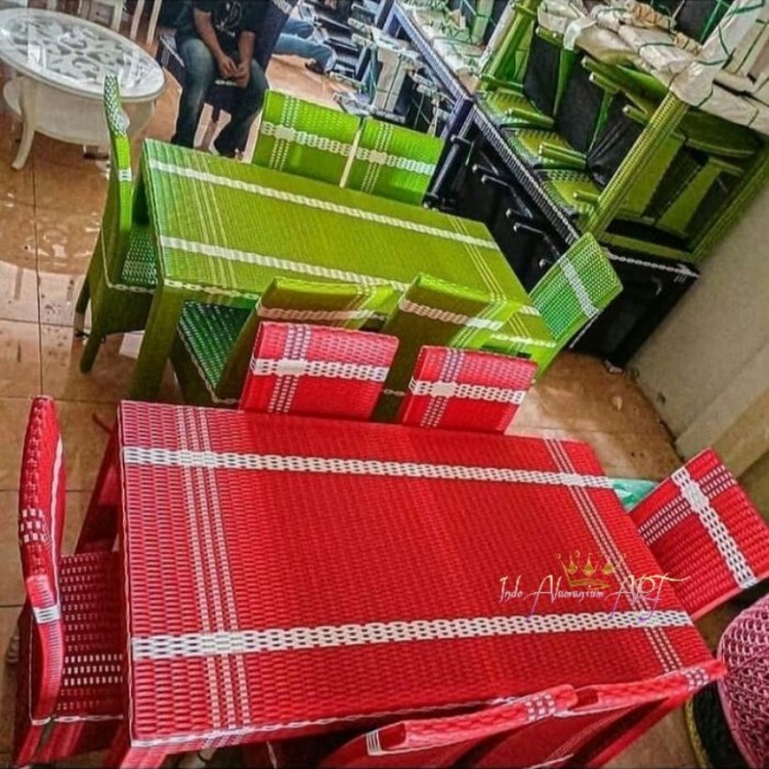 Kursi Makan / Meja Makan Kursi 6 Rotan Sintetis