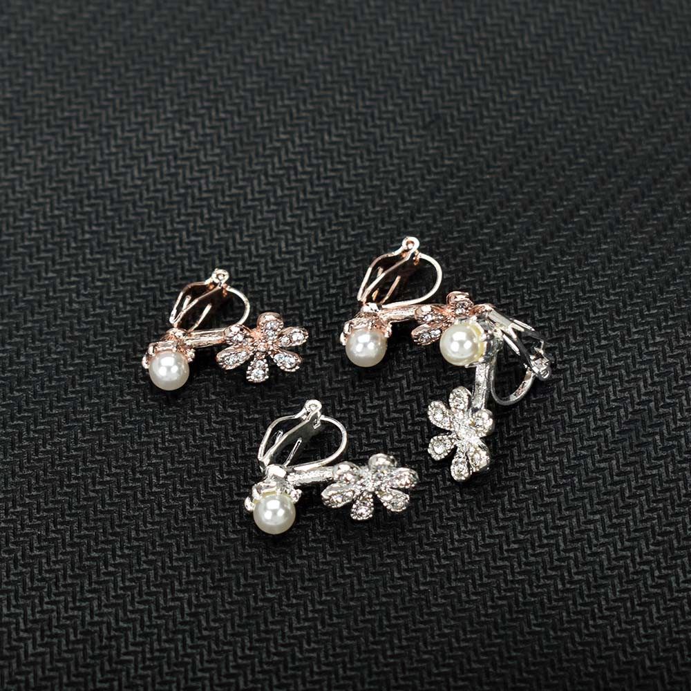 Anting Klip Tanpa Tindik Desain Bunga Hias Kristal Mutiara Warna Rose Gold Silver Untuk Wanita