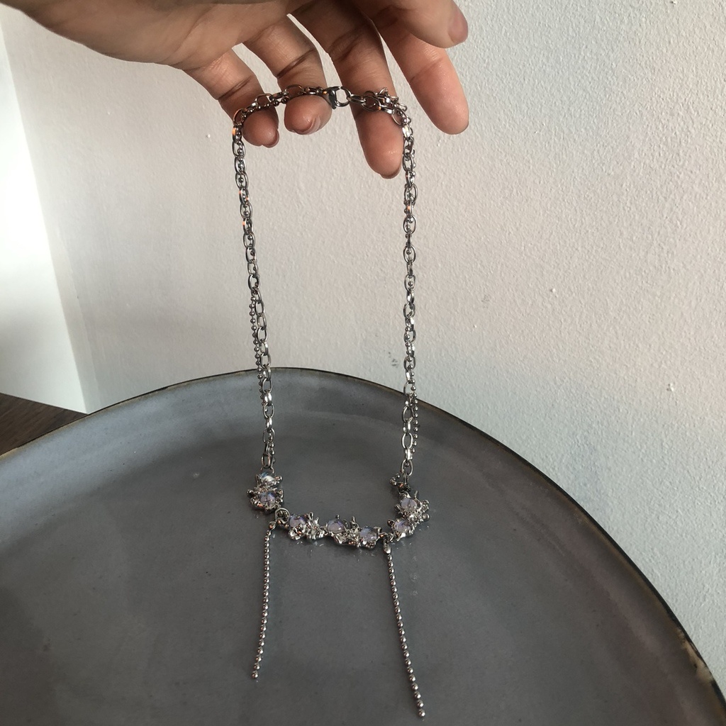 Kalung Rantai Dengan Liontin Batu Bulan Gaya Retro Untuk Wanita