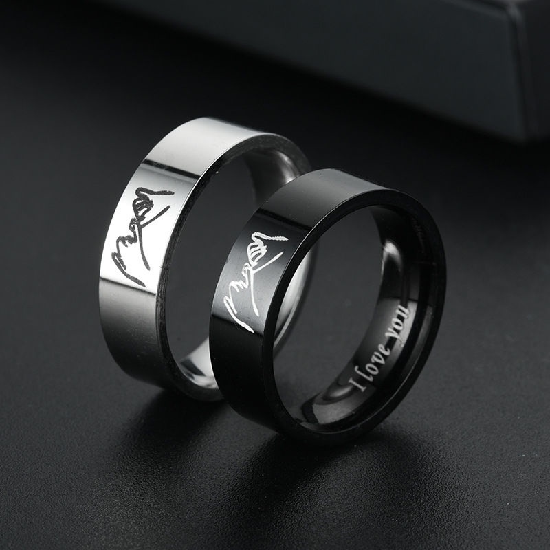 Set Cincin Pasangan Bahan Titanium Steel 316 Desain I Love You Warna Hitam Putih Untuk Pria Dan Wanita