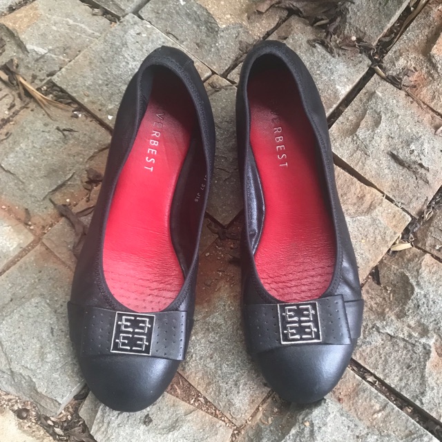 Sepatu Everbest second branded