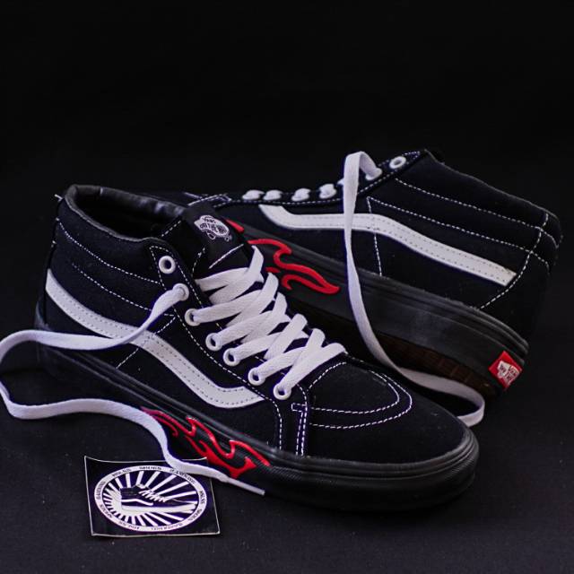 vans sk8 mid reissue flame