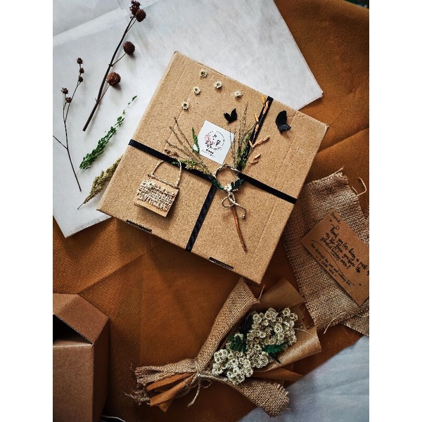 

HAMPERS_MURAH_널위하는_선물