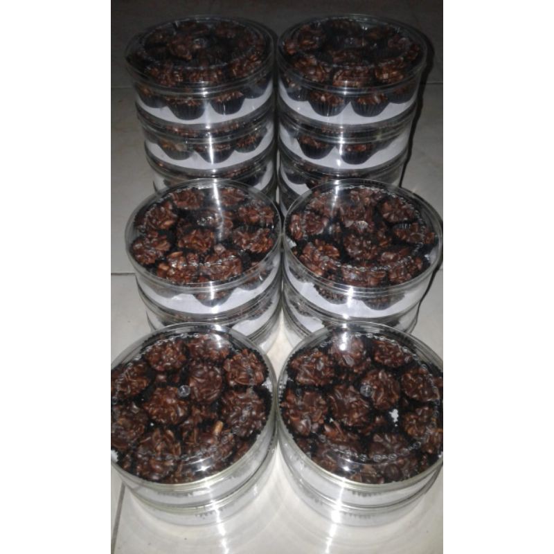 

coklat kacang mete