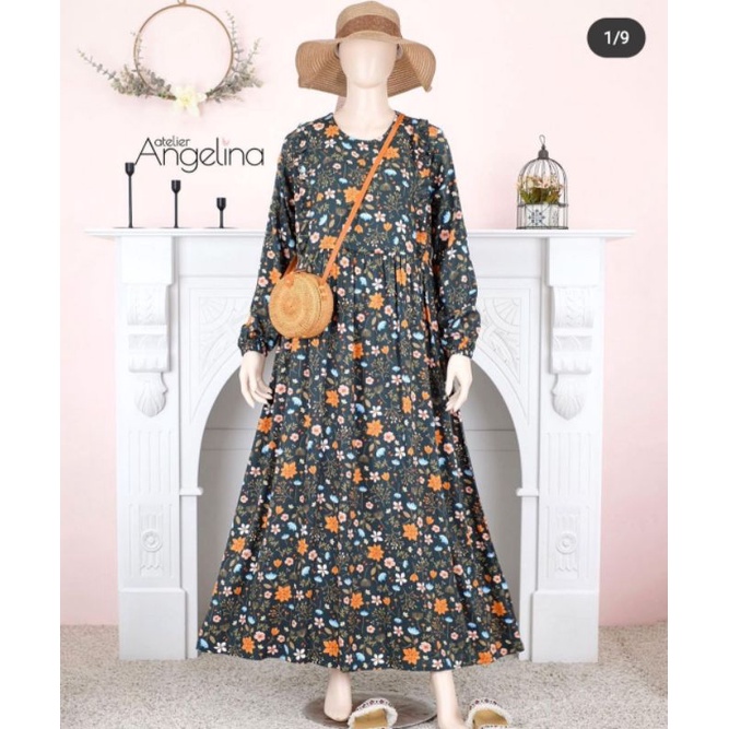 Sarah dress Genieflo Emerald by Atelier Angelina