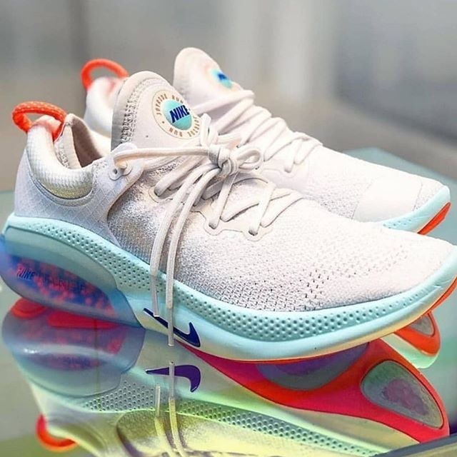 SEPATU SPORT SNEAKER WANITA NIKE JOYRIDE PUTIH PREMIUM IMPORT