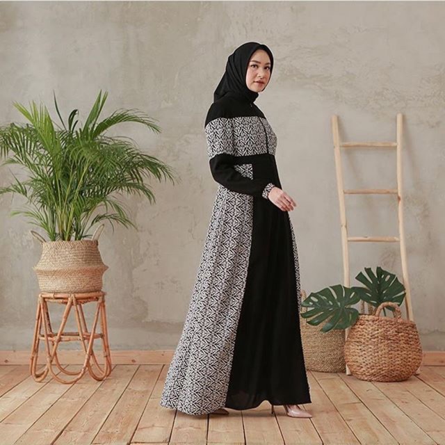 Toraja Dress by Madeira Id
