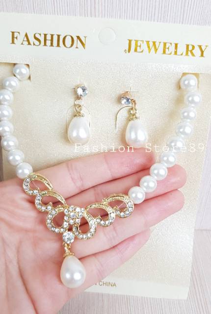 Set kalung fashion mutiara set anting kalung fashion import butiran mutiara putih