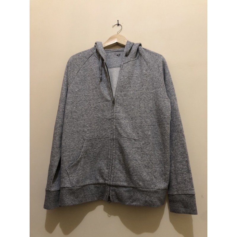 Zip jaket uniqlo second