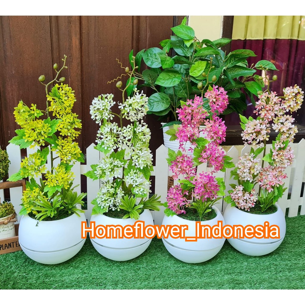Pot Bola dan Bunga Asoka New Artificial