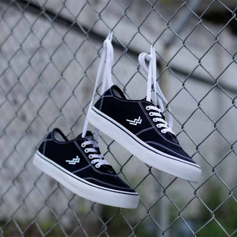 Geoff Max Official - Dizzy Black White | Sepatu Pria | Sepatu Wanita | Sepatu Unisex