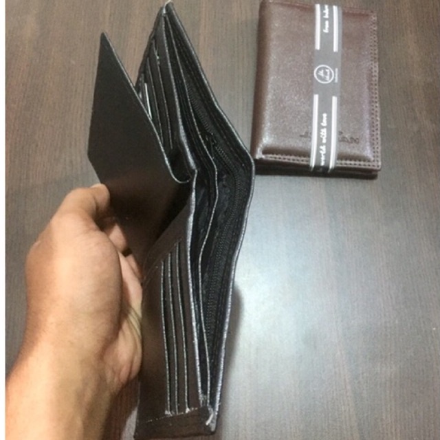 dompet ukuran tanggung 3/4 bahan kulit sintetis lokal bisa untuk pria dan wanita #dompet #dompetpria #dompetwanita #dompettanggung #dompetkeren