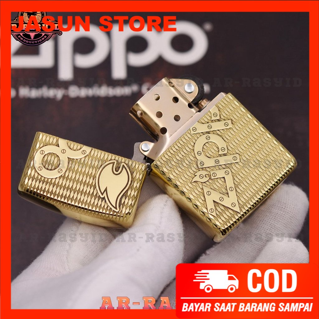 Korek Api Minyak Zippo Gold Ukir Motif Bolt Flame Logo Zippo 168 3962-1