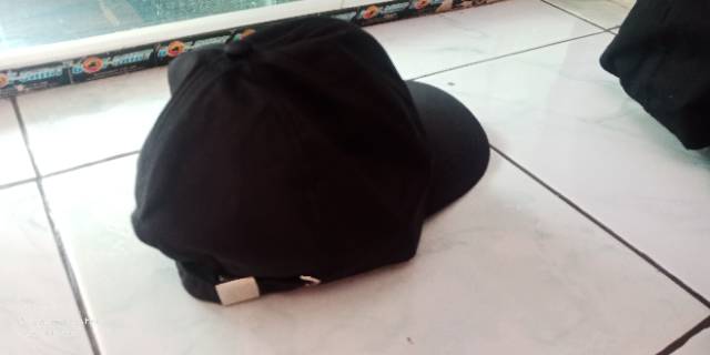 Topi bordir polo hitam