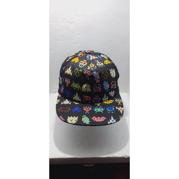 Topi bekas snapback
