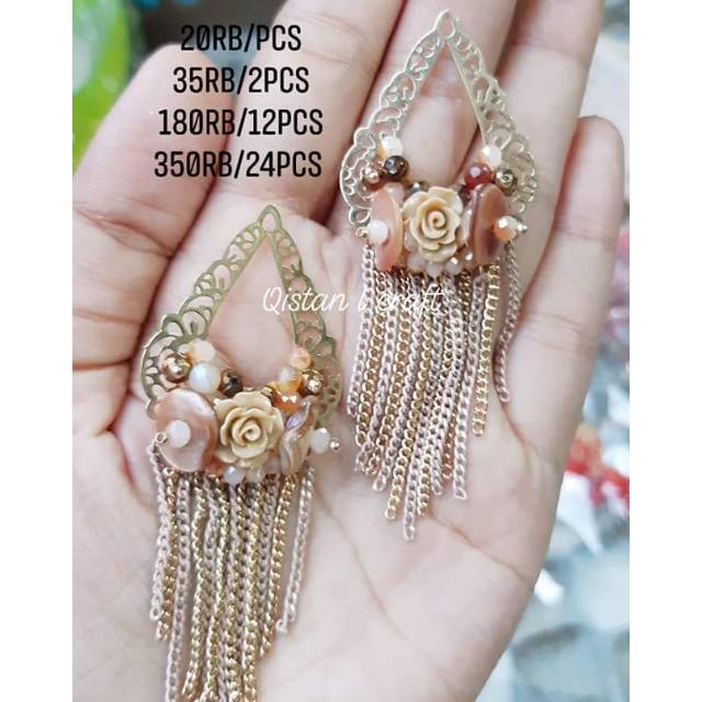 Juntai crystal bunga import 1Pasang