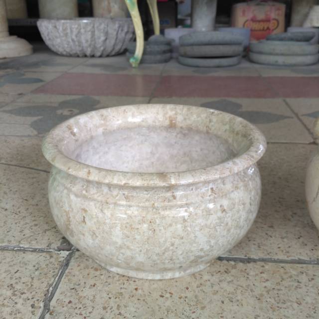 Pot marmer putih krem Tulungagung
