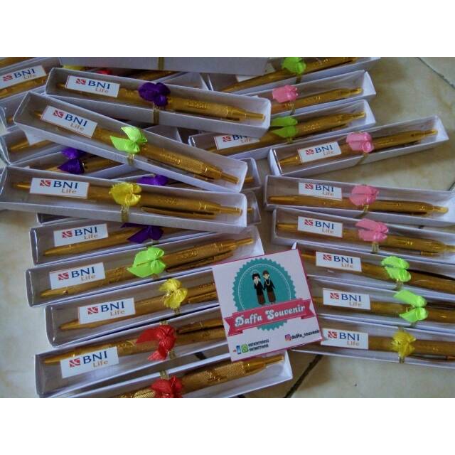 

Pulpen emas perak box sticker custom isi 100