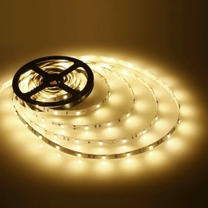  LAMPU  LED  STRIP SMD 5050 IP 33 LED  HIAS RUANGAN  WARM WHITE 