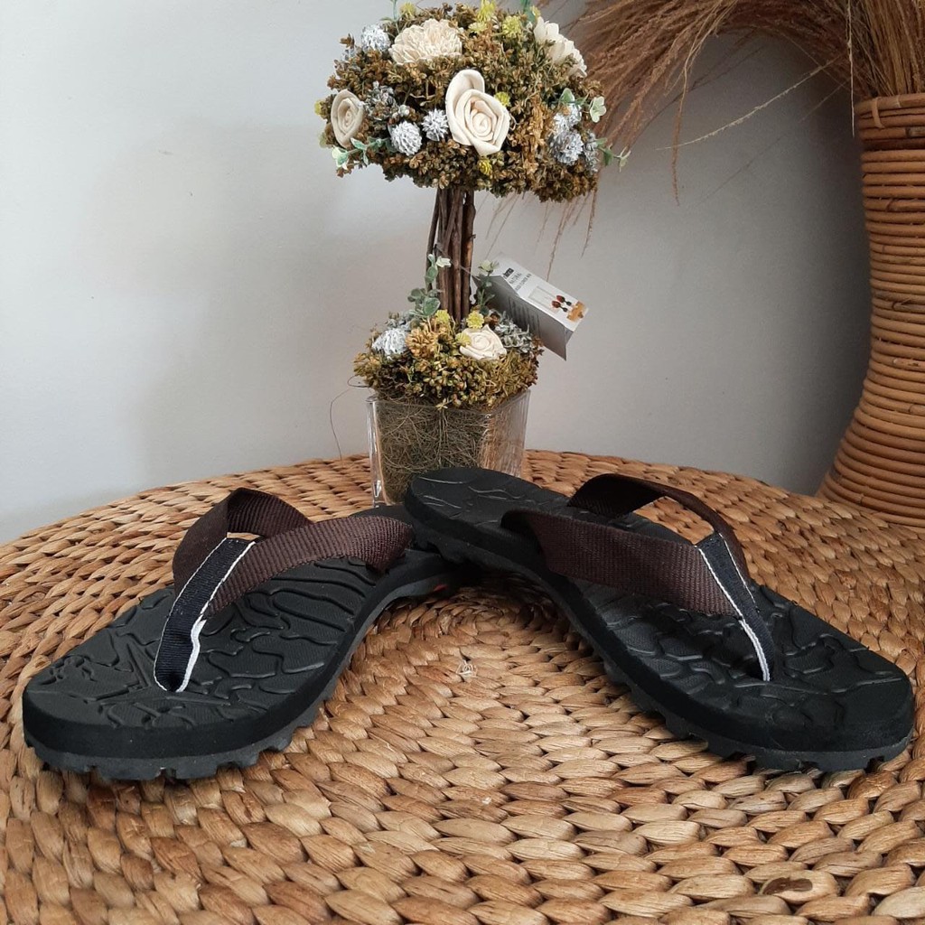 Sandal gunung pria wanita berkualitas terbaru 2021 - sandal gunung original best seller