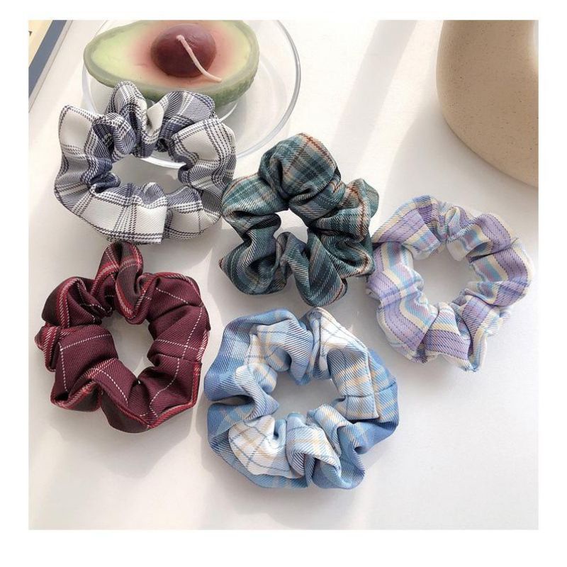 SCRUNCHIE IKAT RAMBUT ALA KOREA / RANDOM