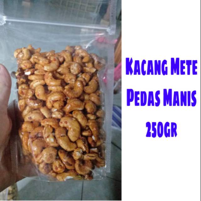 

Kacang Mete Mateng Rasa pedas manis / gurih dan enak / murah