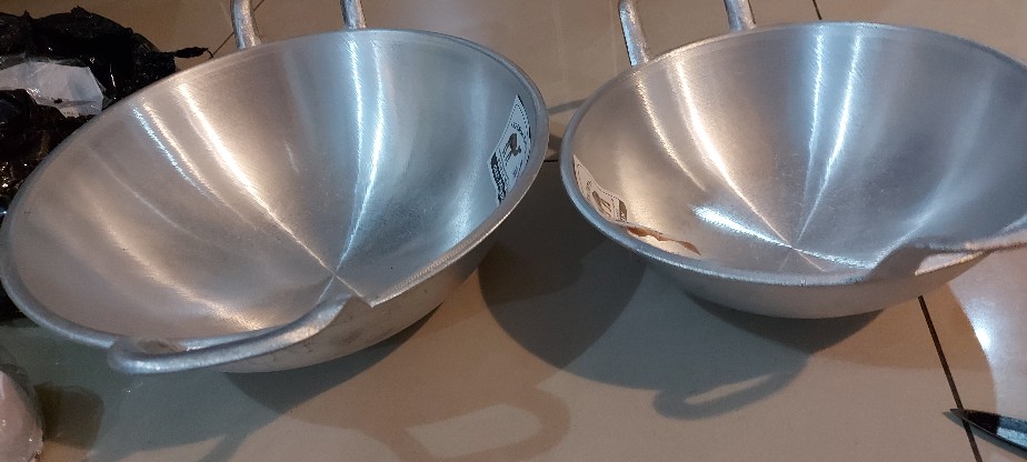 Wajan Cekung No.12 (anti Lengket)