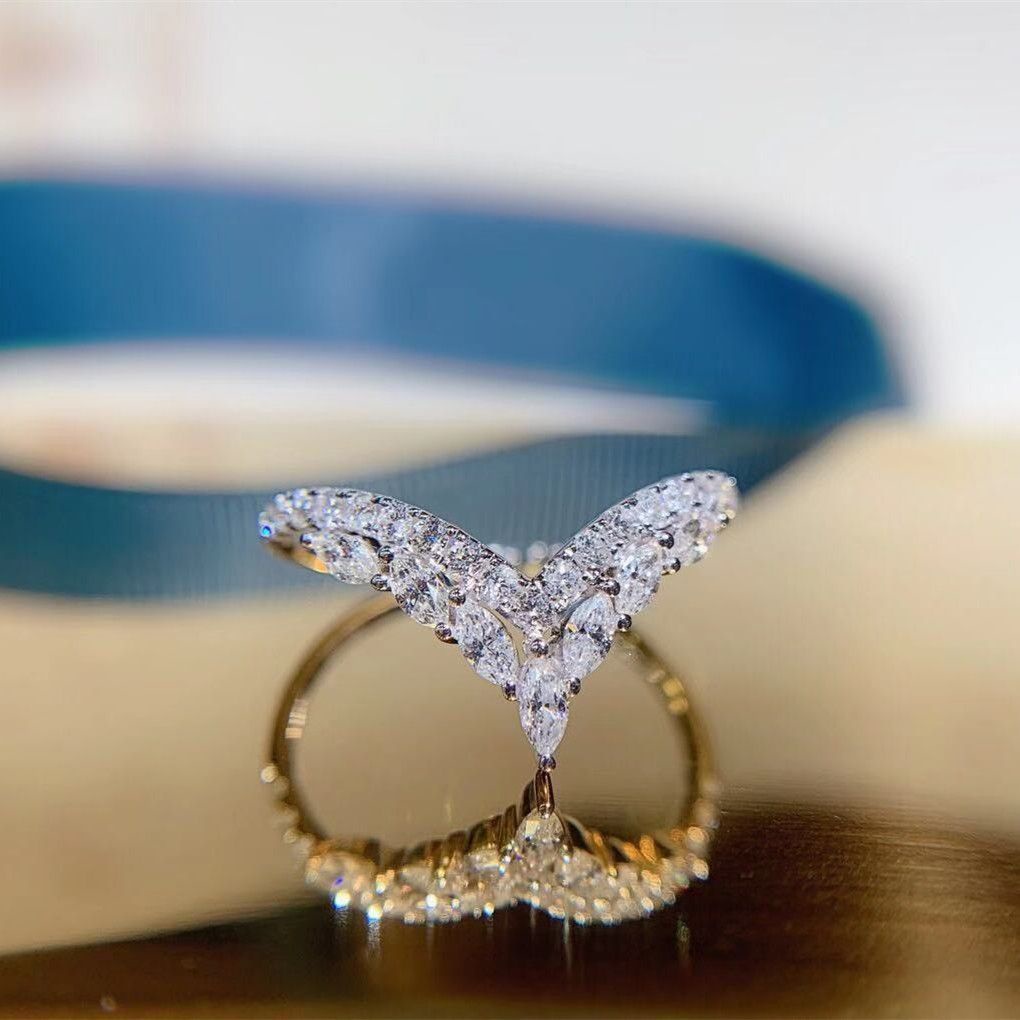 Cincin Berlian Bulat Bahan Alloy Ukuran 5-10 Warna-Warni Gaya Klasik Untuk Wanita