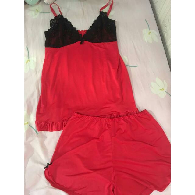Lingerie St.Yves Set dengan Bra