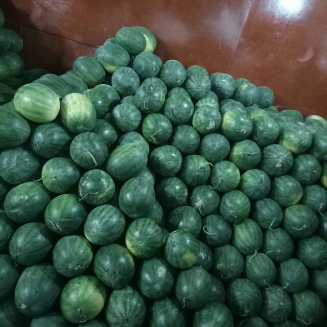 

semangka merah tanpa biji (/satuan)