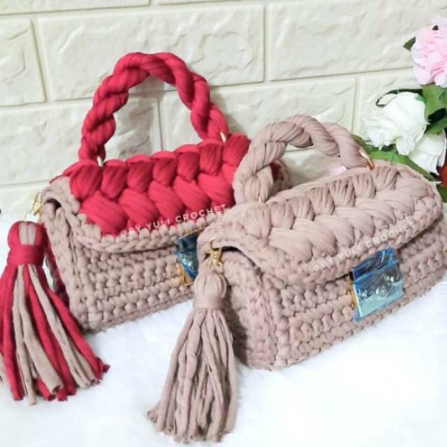 Tas pesta rajut