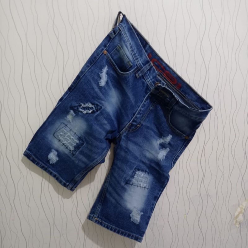 CELANA JEANS PENDEK SOBEK PRIA / CELANA PENDEK MODEL SOBEK PRIA