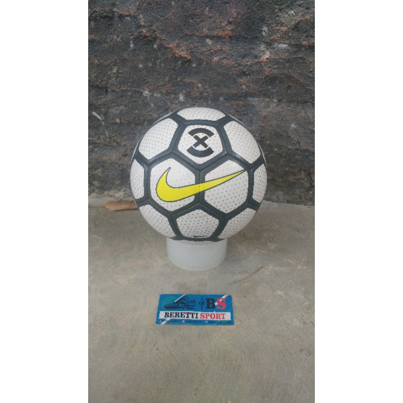 Bola futsal nike menor premier X