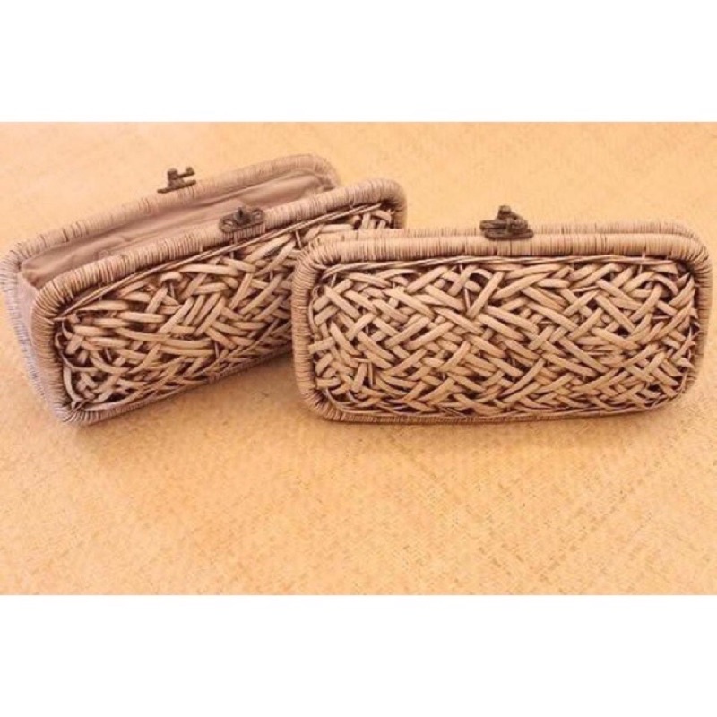 Dompet Rotan Asli kancing tembaga