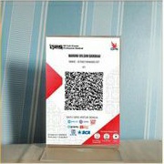 

Akrilik Tentcard tempat brosur uk. A5 Model Portrait T (2sisi)