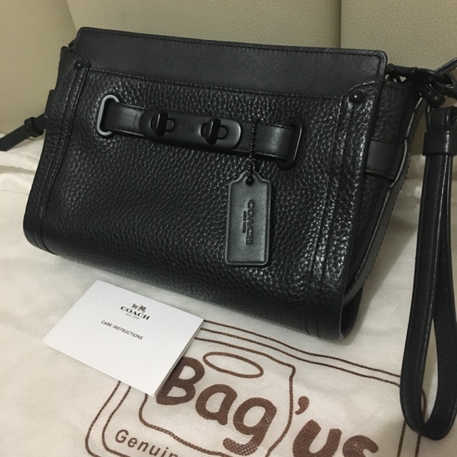 Coach swagger wristlet original preloved
