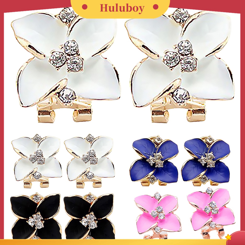 Anting Stud Enamel Bentuk Clover Aksen Berlian Imitasi Untuk Wanita