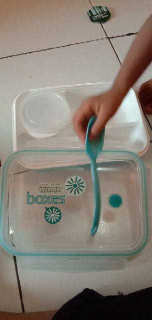 Tempat Makan Yooyee 415  Lunch Box Pink Grren Blue / Kotak Bekal 4 Sekat