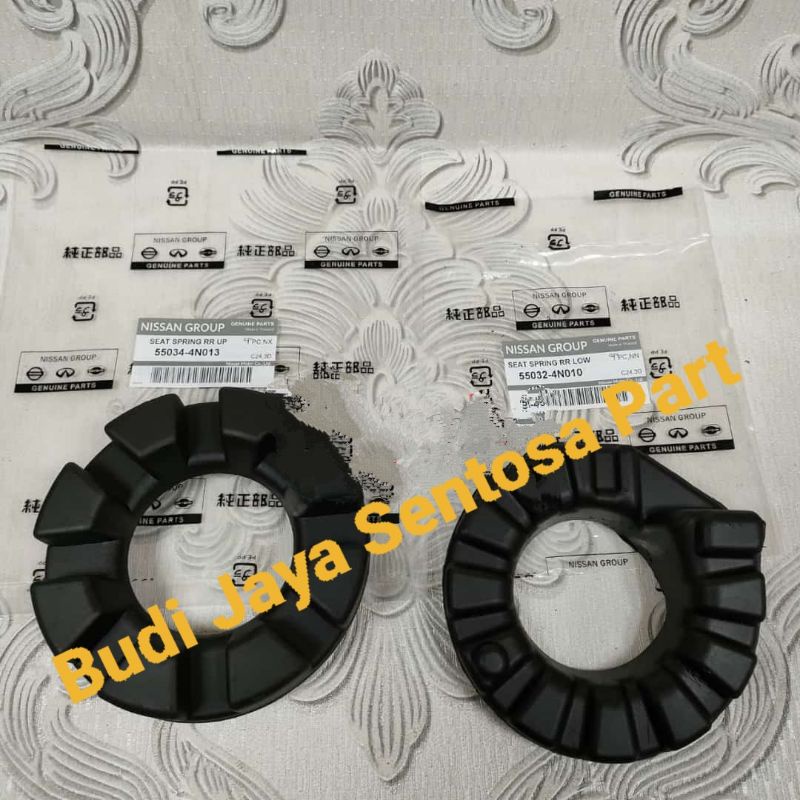 Karet Tatakan Per Keong Bantalan Perkeong Atas Bawah Belakang Nissan Serena C24 tahun 2003-2012.    