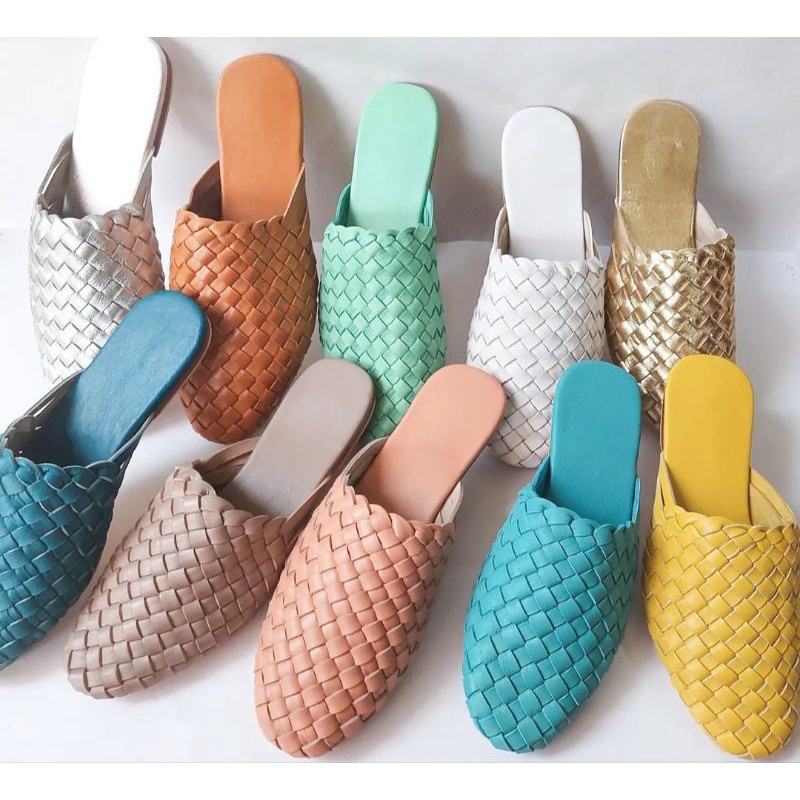 Mendo Flat Sandal