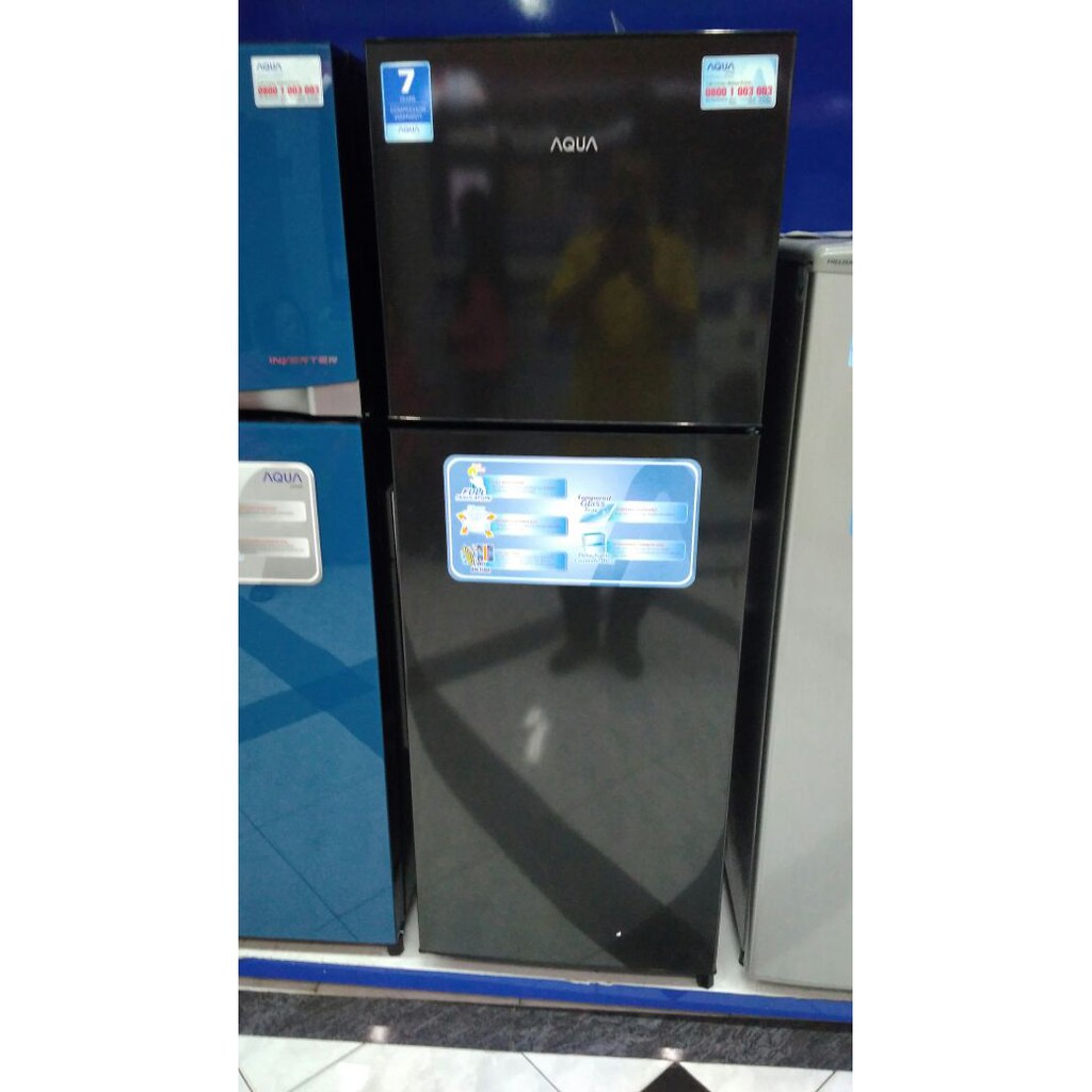 AQUA Kulkas 2 Pintu 220 Liter AQR-D270 (DS/LS)