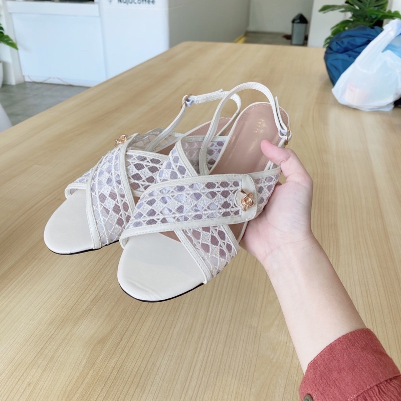 PDR SHOES : Lace Sandals