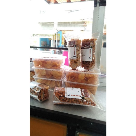 

KERIPIK KENTANG toples 750ml