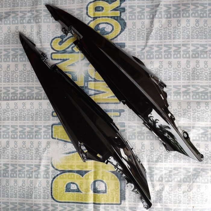 Bodi Honda Revo Fit FI Warna Hitam