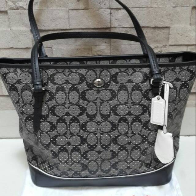 Sale autentik Coach peyton zip top tote