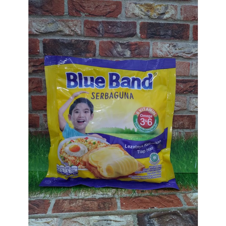 

MARGARINE BLUEBAND SERBAGUNA 200GRAM