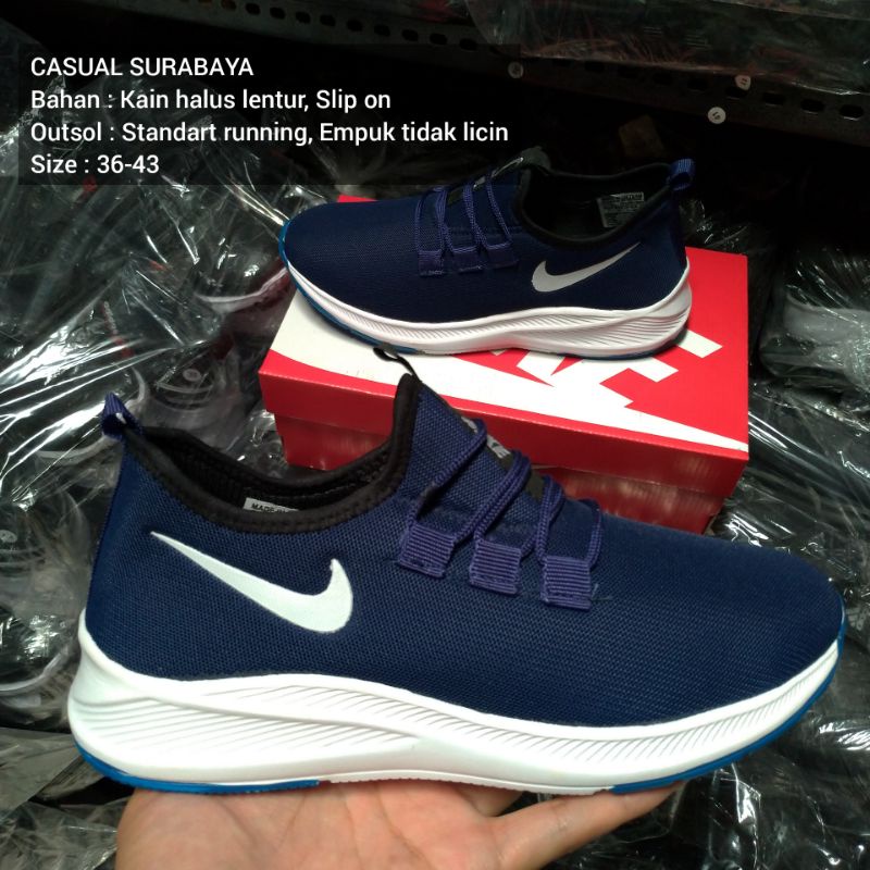 Sepatu Santai Casual Slip On Biru Navy Lentur