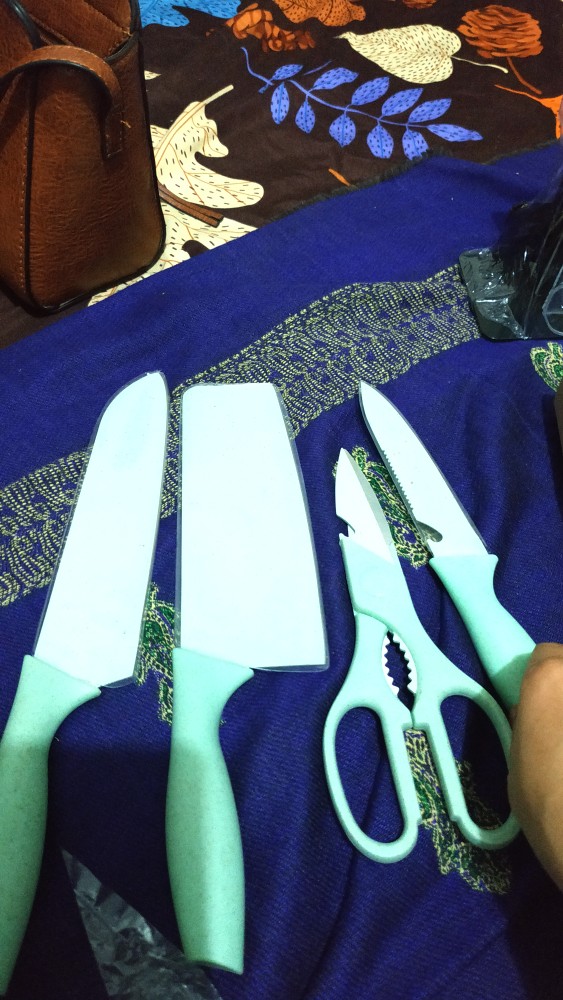 7 In 1 Kitchen Knife Set / Talenan, Pisau, Pengupas, Gunting Dapur Set Pisau Set